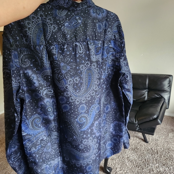 Tshit - Picture 4 of 4